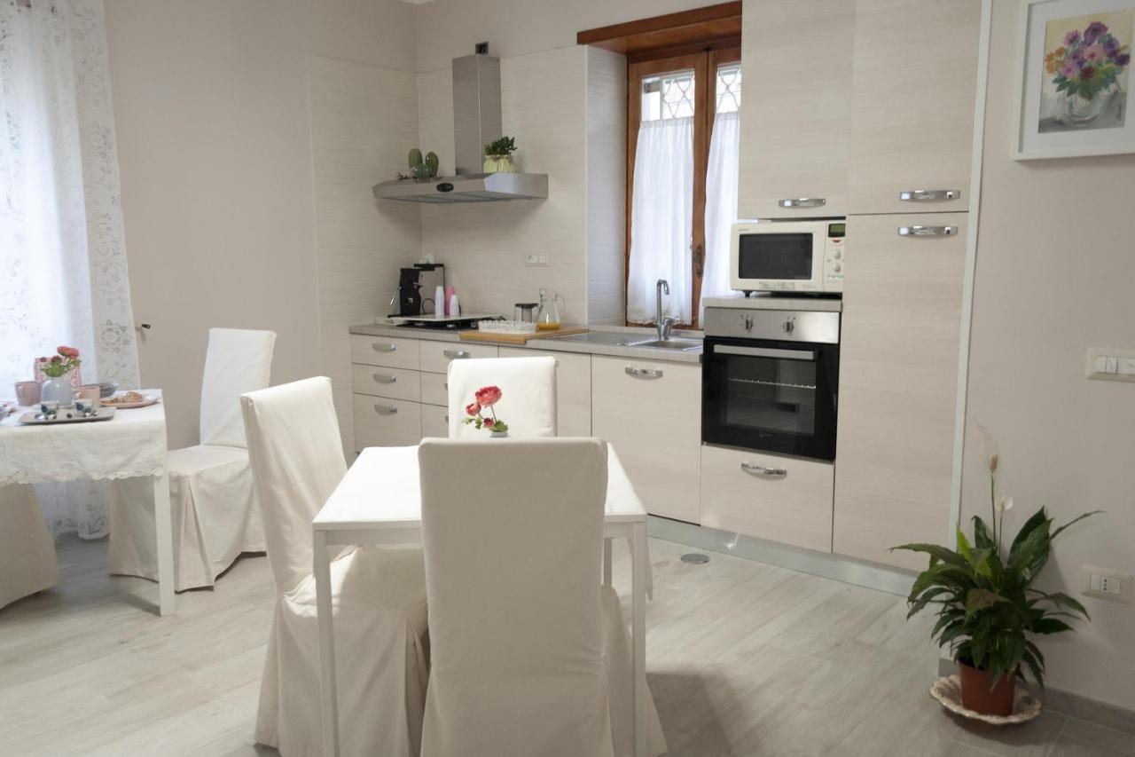 Bed and Breakfast L' Albero Di Giada Caserta Exterior foto